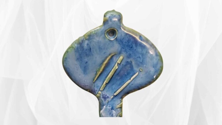 glaze test of arrowmont blue green from mastering cone 6 glazes